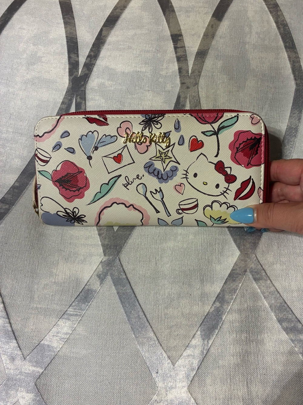Hello Kitty Floral Zip Wallet